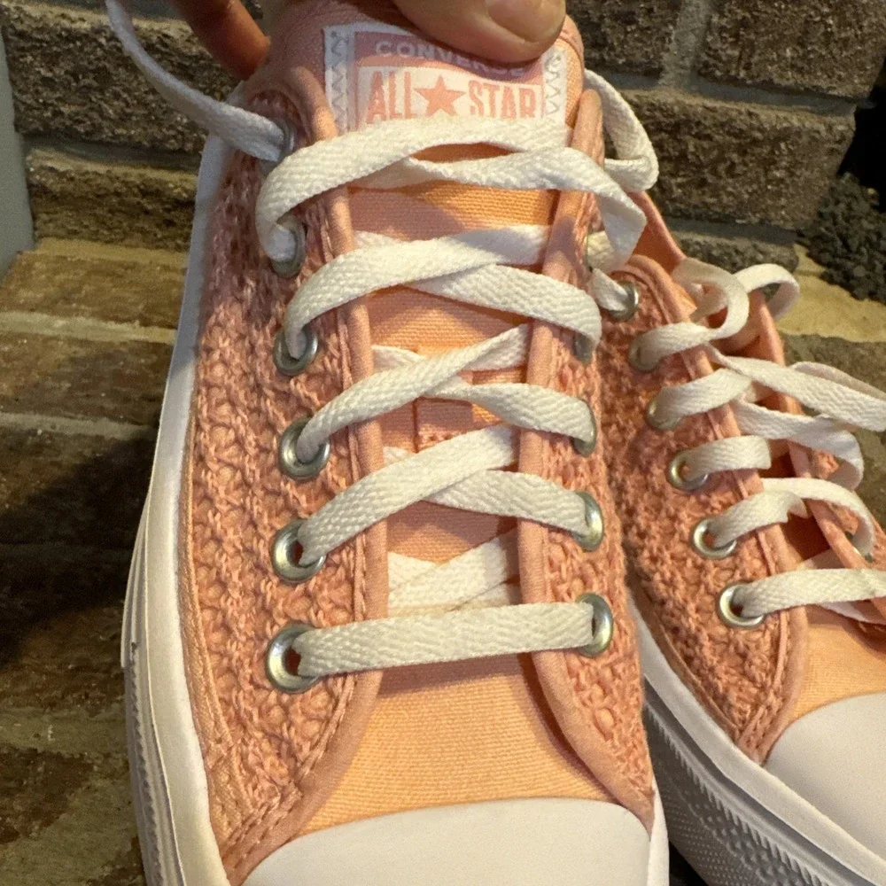 Chuck Taylor All Star Move Crochet Festival Ox shoes size 6 kids Pink Peach #677